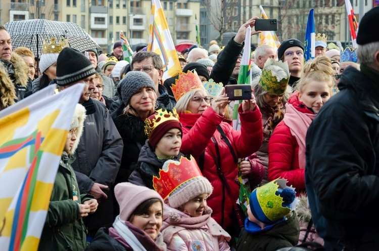 Trzej Królowie na ulicach Głogowa