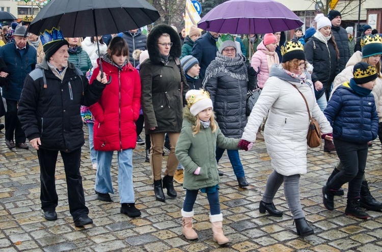 Trzej Królowie na ulicach Głogowa