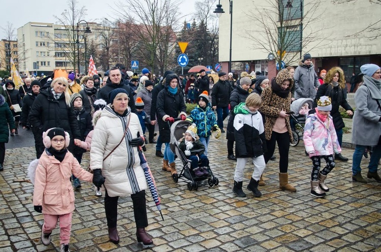 Trzej Królowie na ulicach Głogowa