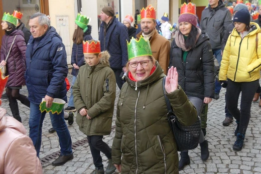 Orszak Trzech Króli w Bielsku-Białej 2023 - na trasie z Aleksandrowic