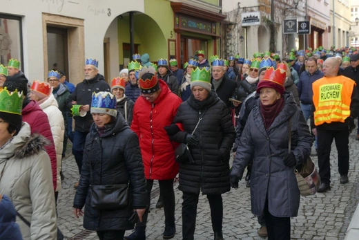 Orszak Trzech Króli w Bielsku-Białej 2023 - na trasie z Aleksandrowic
