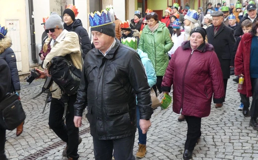 Orszak Trzech Króli w Bielsku-Białej 2023 - na trasie z Aleksandrowic