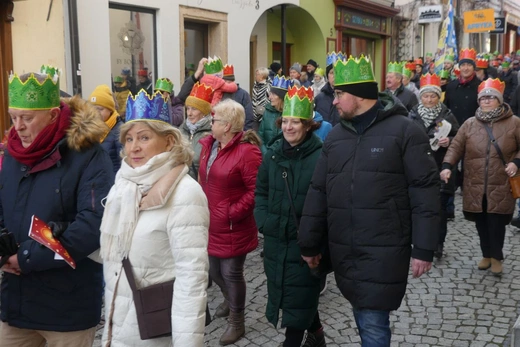 Orszak Trzech Króli w Bielsku-Białej 2023 - na trasie z Aleksandrowic