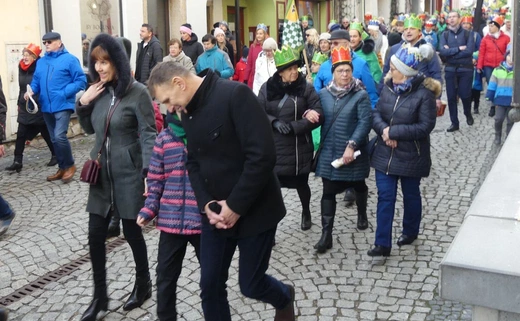 Orszak Trzech Króli w Bielsku-Białej 2023 - na trasie z Aleksandrowic