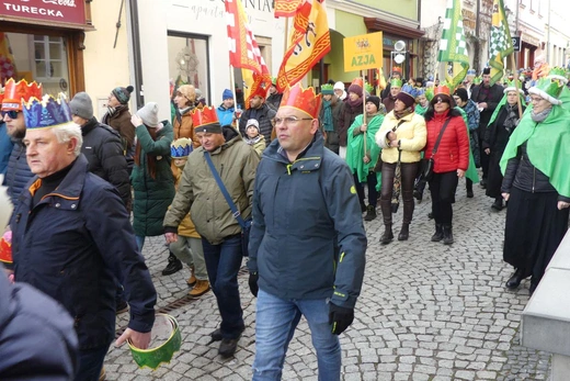 Orszak Trzech Króli w Bielsku-Białej 2023 - na trasie z Aleksandrowic