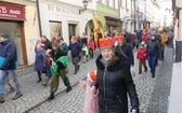 Orszak Trzech Króli w Bielsku-Białej 2023 - na trasie z Aleksandrowic