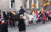 Orszak Trzech Króli w Bielsku-Białej 2023 - na trasie z Aleksandrowic