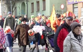 Orszak Trzech Króli w Bielsku-Białej 2023 - na trasie z Aleksandrowic