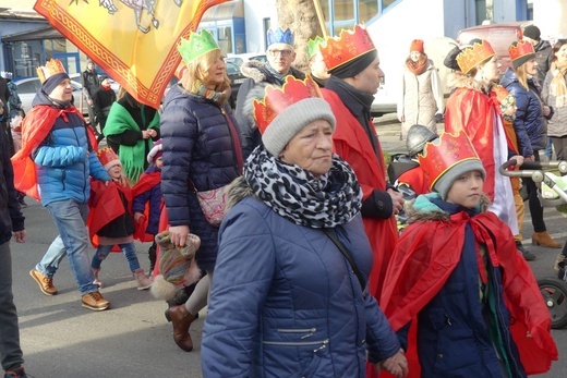 Orszak Trzech Króli w Bielsku-Białej 2023 - na trasie z Aleksandrowic