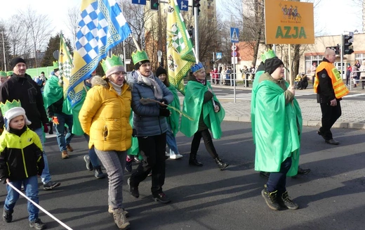 Orszak Trzech Króli w Bielsku-Białej 2023 - na trasie z Aleksandrowic