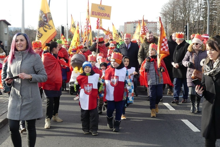 Orszak Trzech Króli w Bielsku-Białej 2023 - na trasie z Aleksandrowic