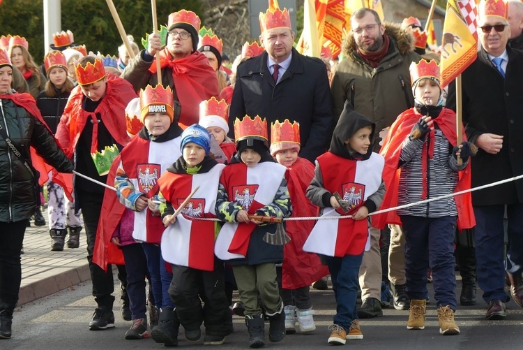 Orszak Trzech Króli w Bielsku-Białej 2023 - na trasie z Aleksandrowic