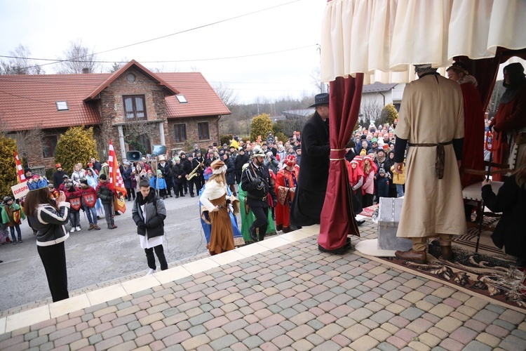 Czarna Tarnowska. Orszak Trzech Króli