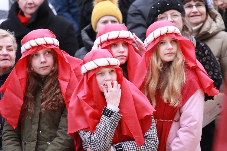 Czarna Tarnowska. Orszak Trzech Króli