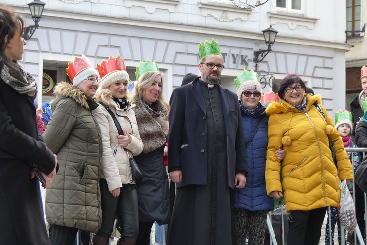 Orszak Trzech Króli w Bielsku-Białej 2023 - na Rynku