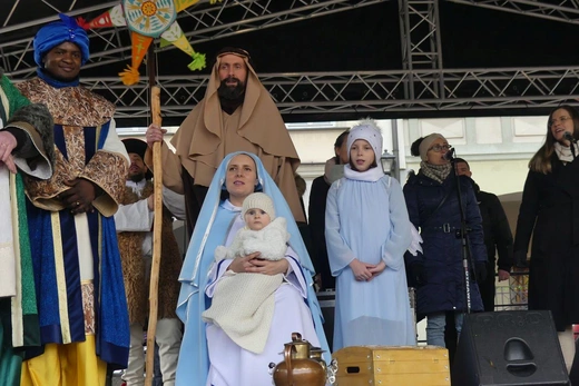 Orszak Trzech Króli w Bielsku-Białej 2023 - na Rynku