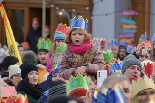 Orszak Trzech Króli w Bielsku-Białej 2023 - na Rynku