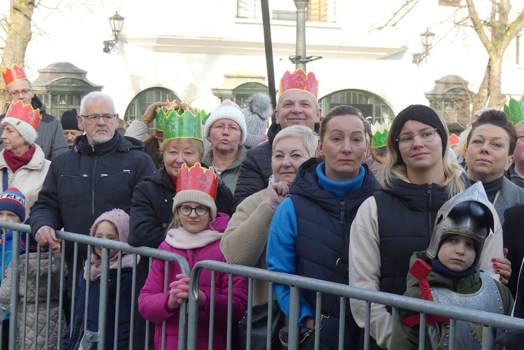 Orszak Trzech Króli w Bielsku-Białej 2023 - na Rynku