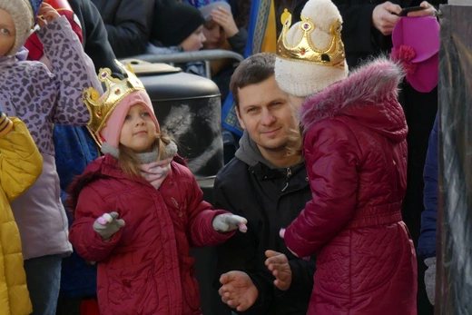 Orszak Trzech Króli w Bielsku-Białej 2023 - na Rynku