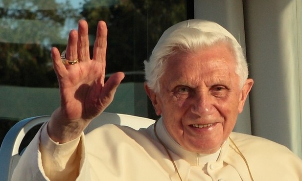 Przyjaciel Benedykta XVI: ukazywał prawdę w czasie wielkiej europejskiej apostazji