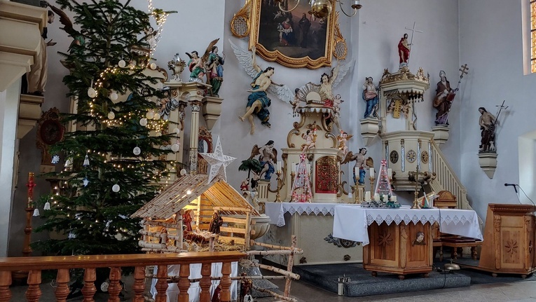 Orszak Trzech Króli 2023 w Łagiewnikach. Z radosnym śpiewem