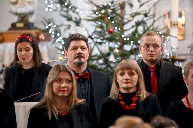 Świdnica. Koncert kolęd w parafii Miłosierdzia Bożego