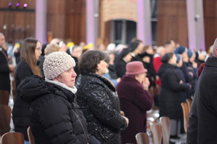 Msza św. żałobna za duszę papieża seniora Benedykta XVI