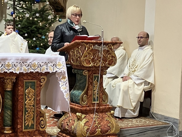 Kudowa-Zdrój. W Czermnej na Trzech Króli zaśpiewała "HEJSZOVINA"