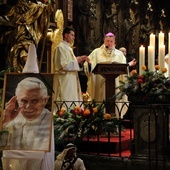 Abp Kupny: Benedykt XVI pokazał, że słowa: "bądź wola Twoja" nie są jedynie teorią