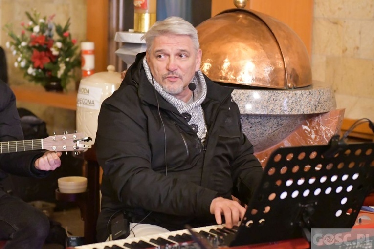 Kolędowanie i pomaganie