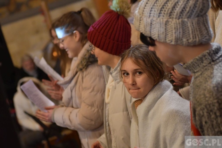 Kolędowanie i pomaganie