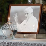 Dziękczynienie za życie i dzieło Benedykta XVI