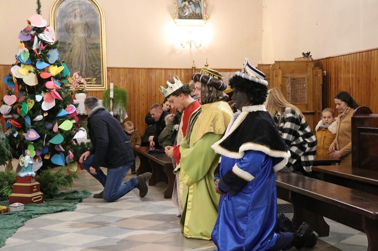 Siemiechów. Orszak Trzech Króli