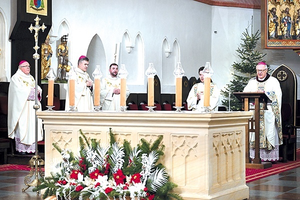 Eucharystia dziękczynna w koszalińskiej katedrze.