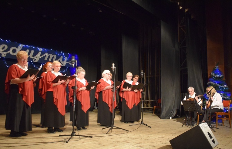 Kolędujmy wszyscy wraz. Jubileuszowy przegląd dla seniorów