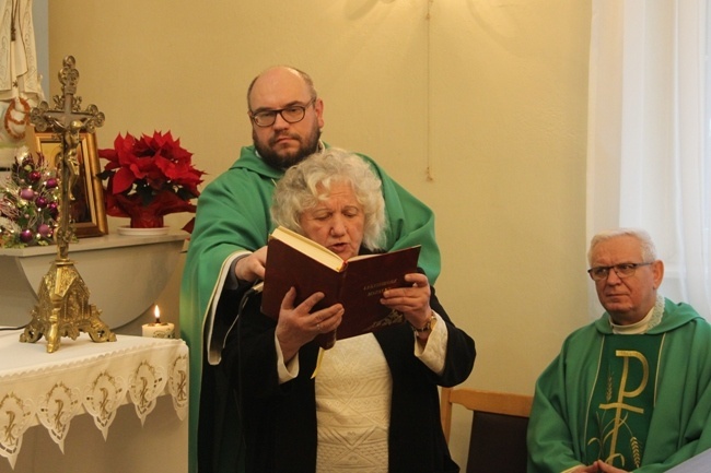 Ordynariusz odwiedził mieszkańców DPS Weterana Walki i Pracy