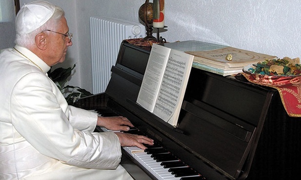 16 lipca 2006 r. Benedykt XVI podczas wakacyjnego wypoczynku  w Valle d’Aosta.