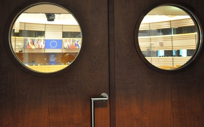Europosłanka Socjalistów i Demokratów rezygnuje ze stanowiska szefowej podkomisji ds. praw człowieka PE; w tle skandal korupcyjny