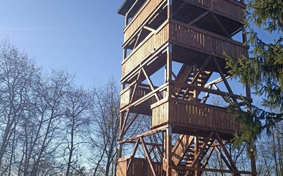 15-metrowa wieża widokowa powstała nad Jeziorem Goczałkowickim