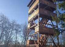 15-metrowa wieża widokowa powstała nad Jeziorem Goczałkowickim
