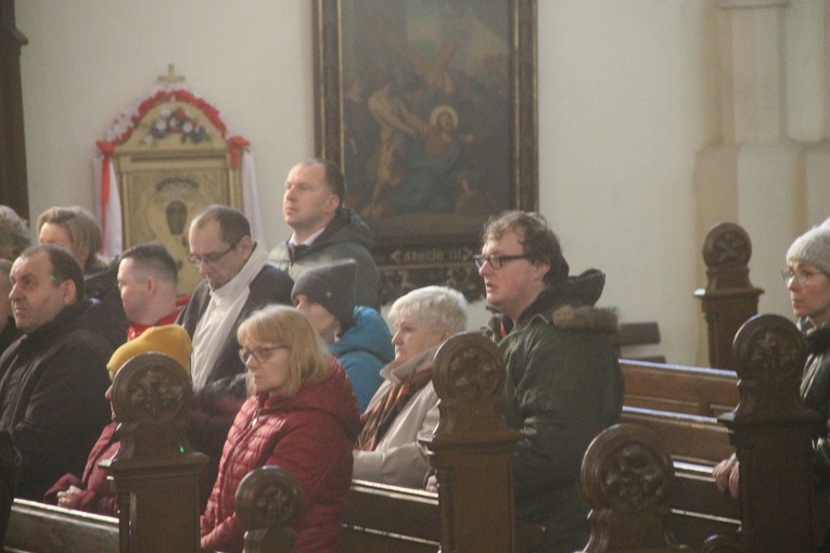 Rozpoczęli od Eucharystii