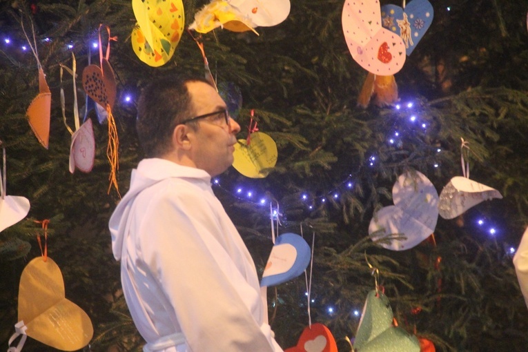 Rozpoczęli od Eucharystii