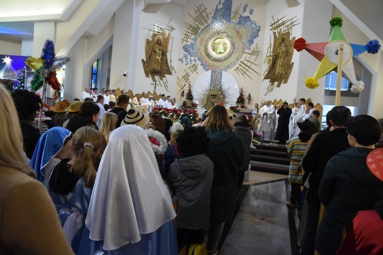 Kolędnicy misyjni w Jodłowej