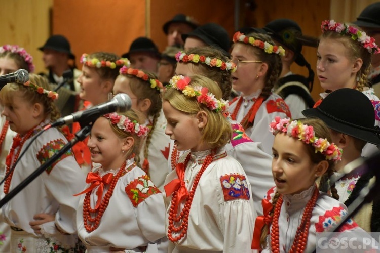 XIV Bukowińskie Kolędowanie Górali Czadeckich tym razem w Złotniku