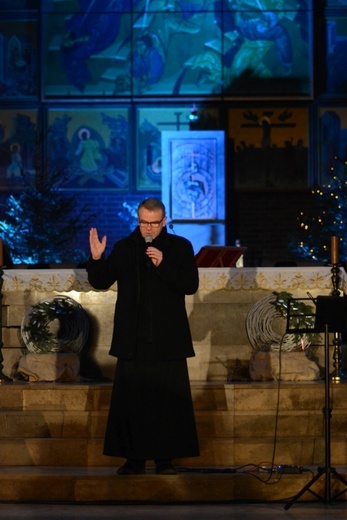 Rodzinne kolędowanie z Marcinem Wyrostkiem i zespołem Corazon