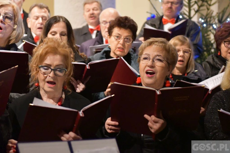 Kolędowanie z Cantemus Domino