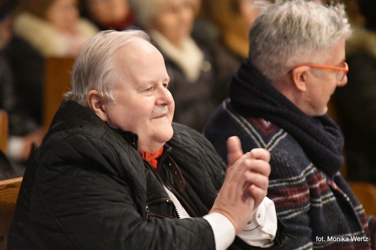 Kolędowanie z Cantemus Domino