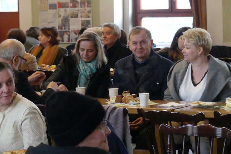 Opłatek Domowego Kościoła w konkatedrze Narodzenia NMP w Żywcu - 2023