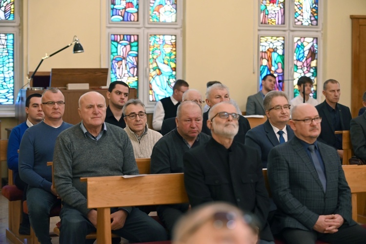 Dzień skupienia nadzwyczajnych szafarzy Komunii św.