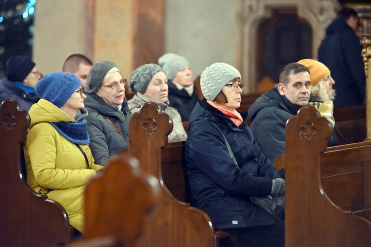 Świdnica. Zakolędowali w katedrze